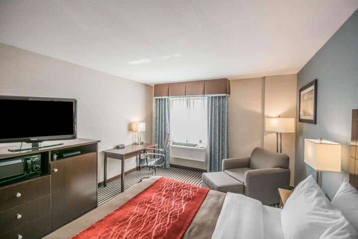 Room 8 of 31