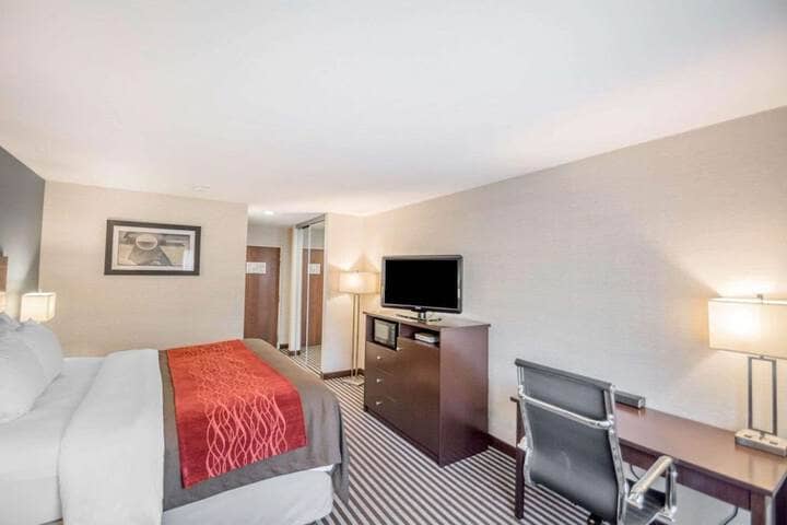 Room 11 of 31