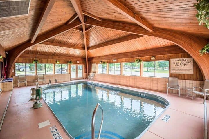 Pool 20 of 31